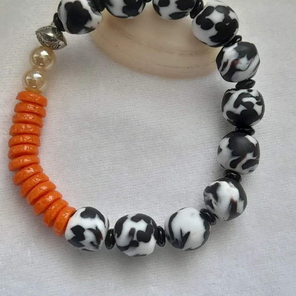 New bracelets - Picture 4 of 6